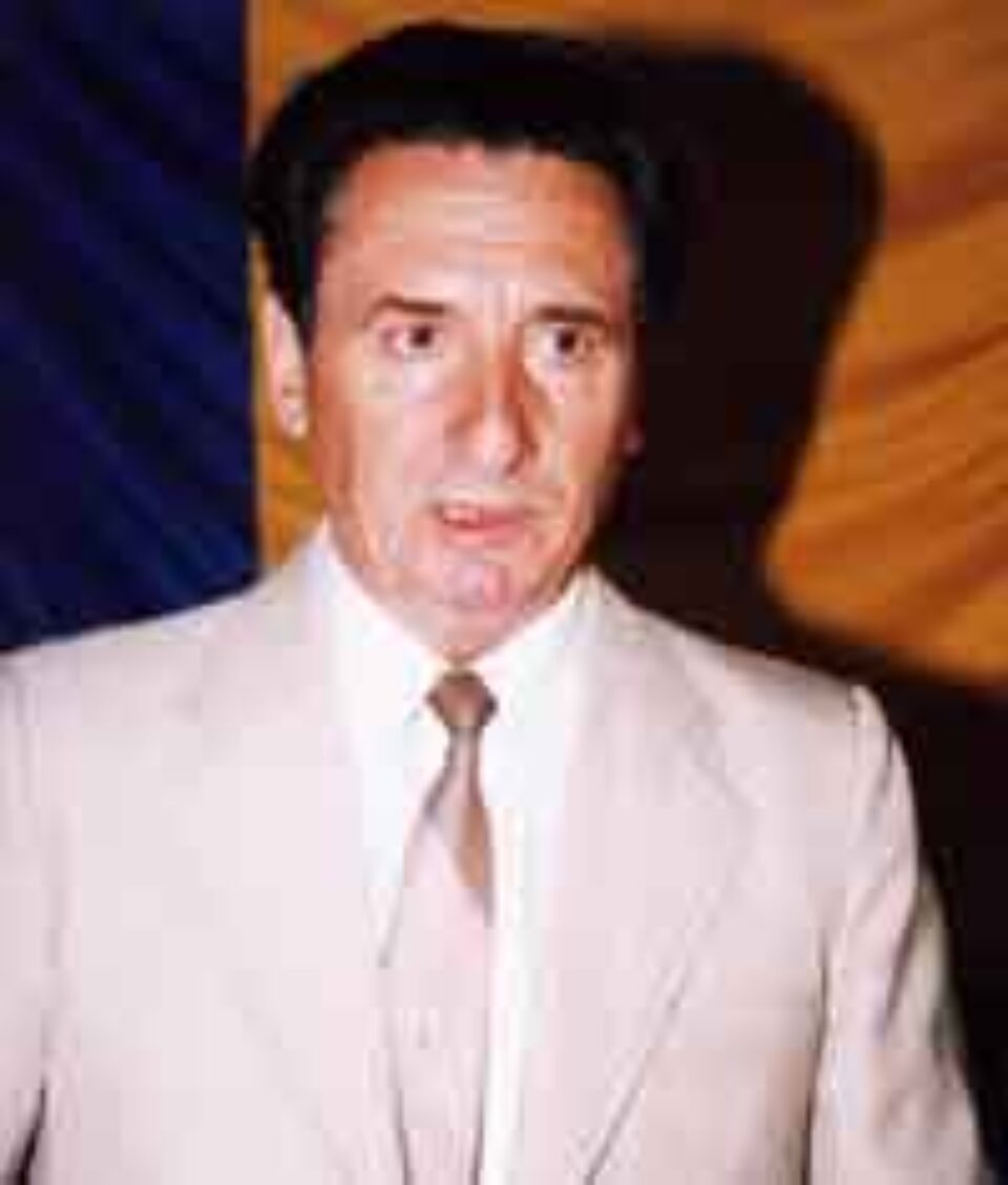 Lider politic călcat cu mașina în curtea Biroului Poliției Rutiere de fostul șef al Poliției Suceava