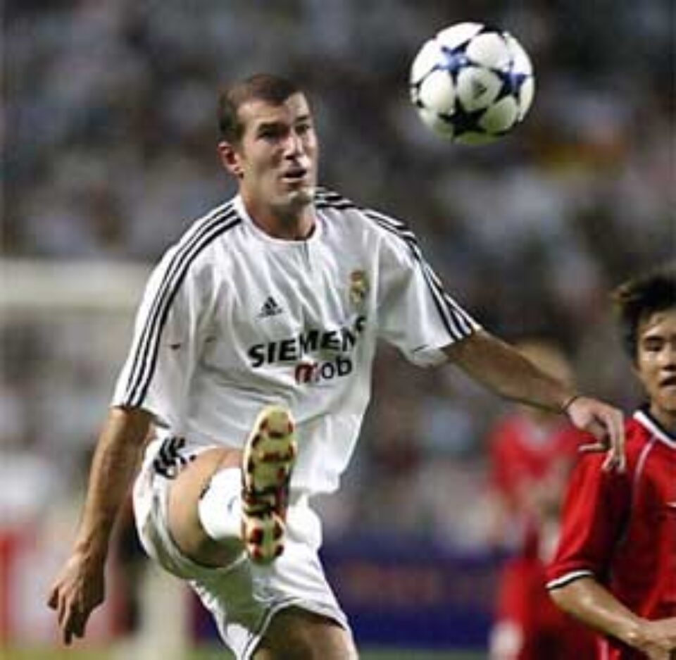 FIFA a avut milă de Zidane FIFA a avut milă de Zidane