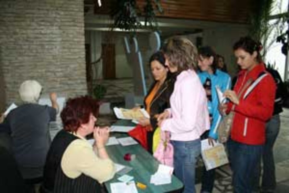 Peste 11.000 de candidați și-au depus dosare de înscriere la Universitatea „Ștefan cel Mare” Peste 11.000 de candidați și-au depus dosare de înscriere la Universitatea „Ștefan cel Mare”