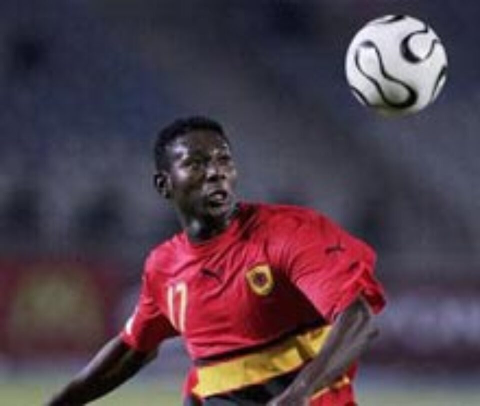 Ze Kalanga a semnat contractul pe Aeroport Ze Kalanga a semnat contractul pe Aeroport