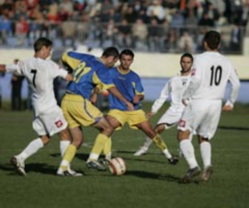 Deschidem balul în Liga a II-a