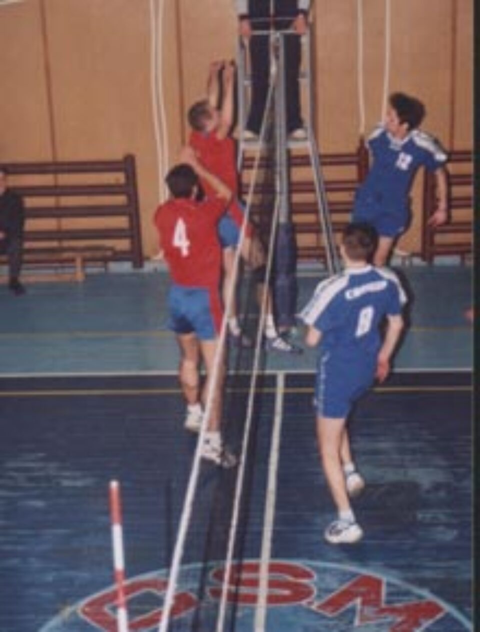 Serie de foc pentru suceveni