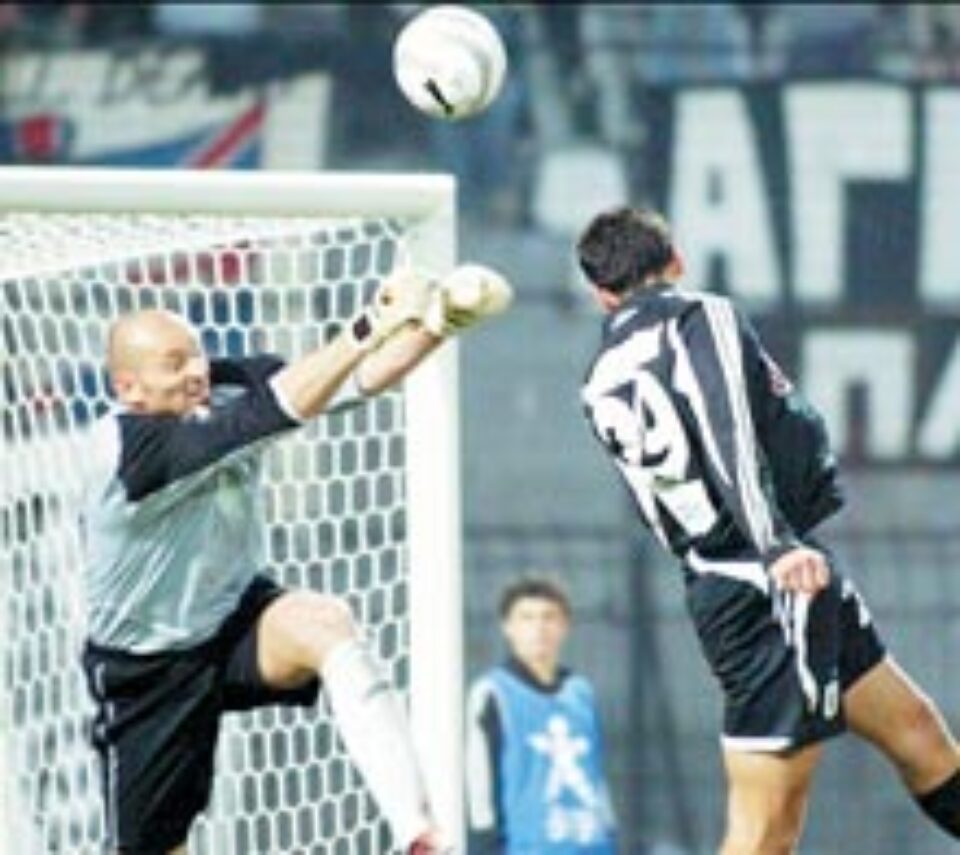 Oțelul vrea să scape de Stelea