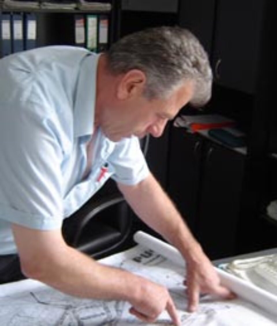 Gheorghe Luta explica unde o sa dea el la oameni locuri de casa