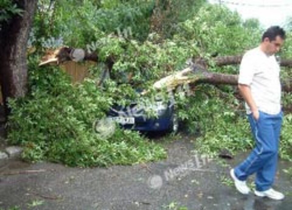 Fenomene hidrometeorologice periculoase au afectat mai multe județe din țară