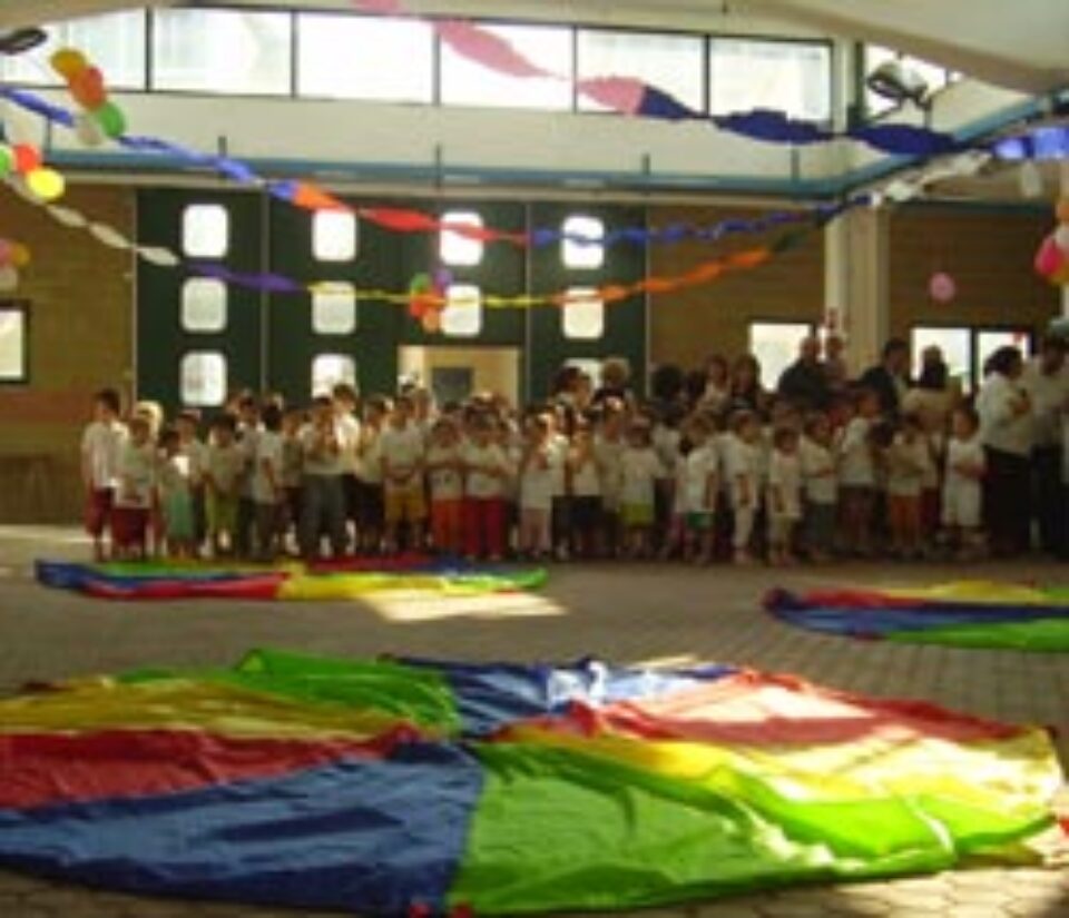 Școlile din Marginea s-au mutat la Torino Școlile din Marginea s-au mutat la Torino