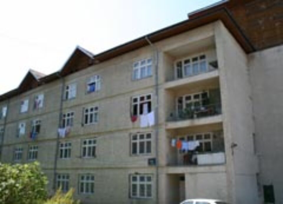 Internatele liceelor, „hoteluri” pe timpul verii pentru muncitori și excursioniști