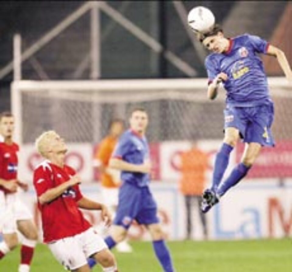 Ceva mai aproape de visul interzis de 10 ani românilor