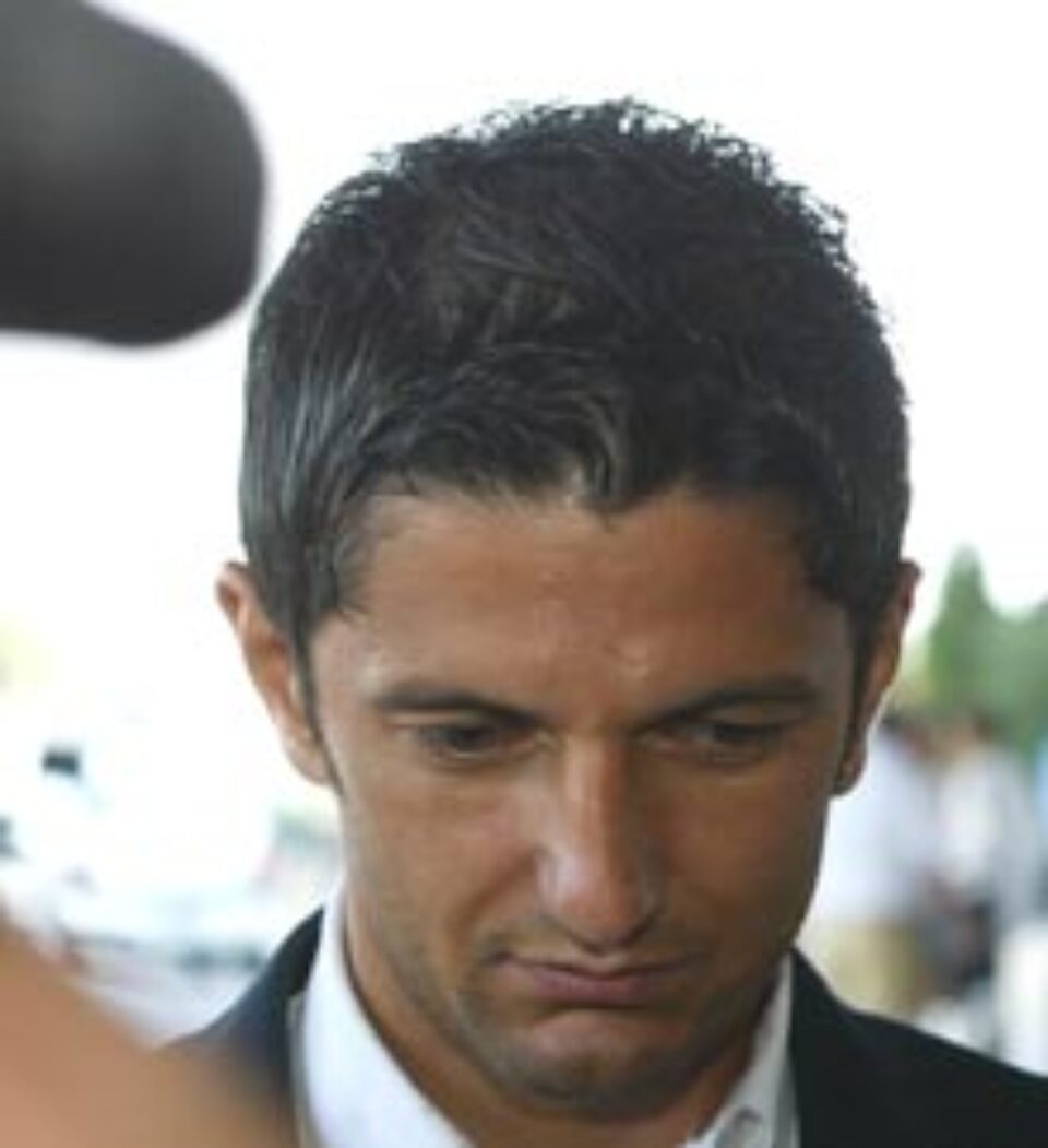 Joc slab, înfrângere logică