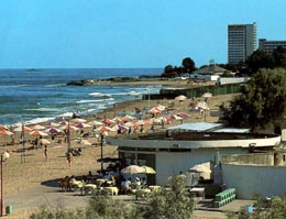 Discotecile de pe litoral, obligate să încheie programul muzical la ora 23.00