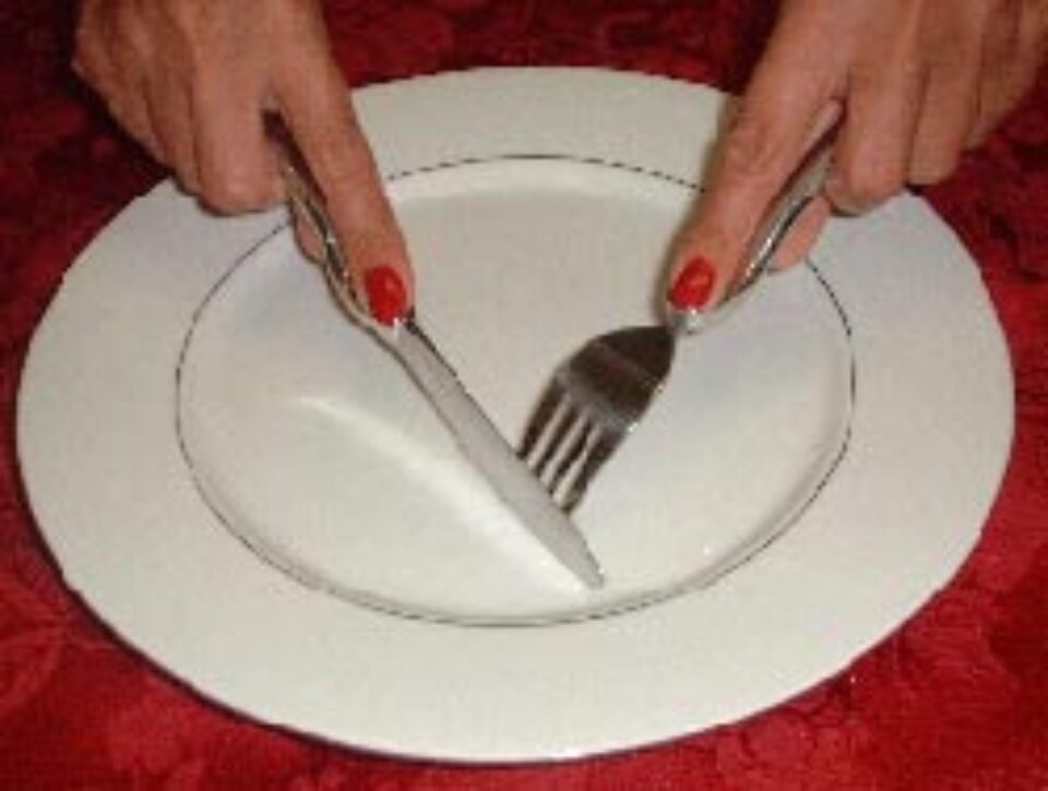 Cum ne descurcăm la masă?