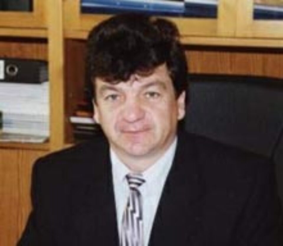 Iordache cere conducerii Primăriei Suceava să prezinte costurile semaforizării intersecției din Burdujeni Iordache cere conducerii Primăriei Suceava să prezinte costurile semaforizării intersecției din Burdujeni