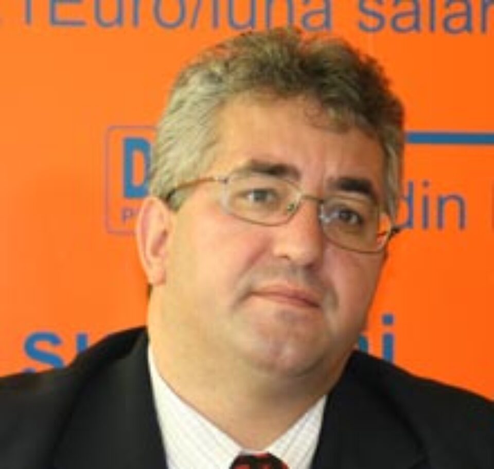 „Ar fi sinucigașă o colaborare între PNL și PD cu PSD”