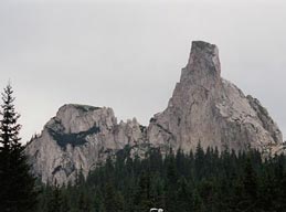 Un turist s-a prăbușit de pe Pietrele Doamnei