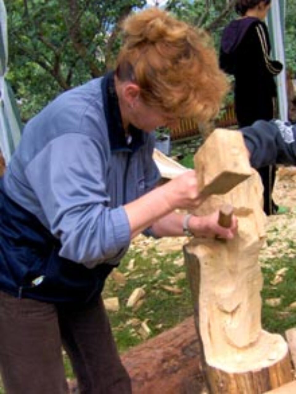 Sâmbătă se încheie Festivalul de sculptură “Larix”