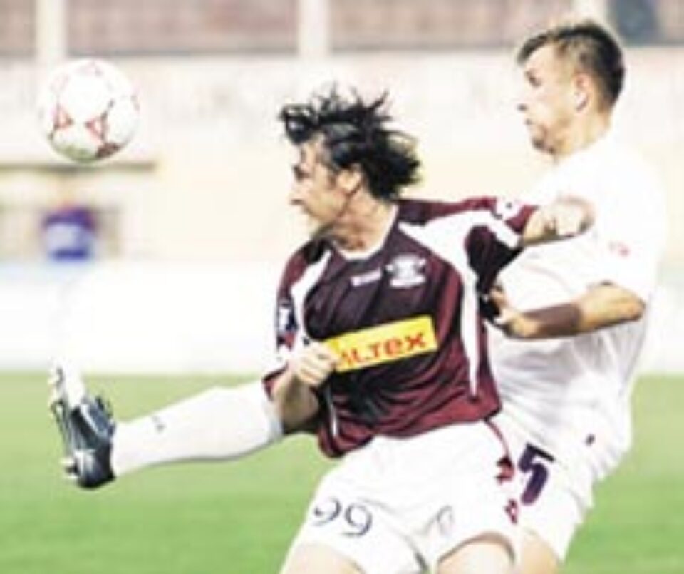 Favoriți în dubla cu portughezii de la National Madeira