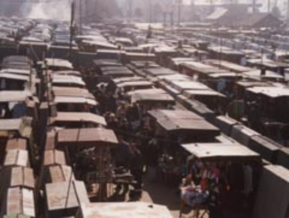 Bazarul ar putea să dispară, pentru a fi înlocuit de un centru comercial Bazarul ar putea să dispară, pentru a fi înlocuit de un centru comercial