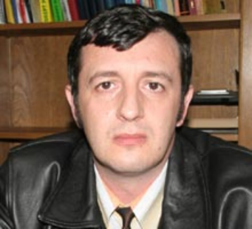 Comisarul Florin Chiaptanaru, şeful Serviciului Public Comunitar Regim Permise de Conducere şi Înmatriculare a Vehiculelor Suceava