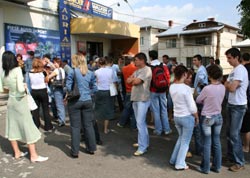 Examenul pentru permisul de conducere rămâne neschimbat