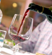 Vinul roșu - beneficii și dezavantaje