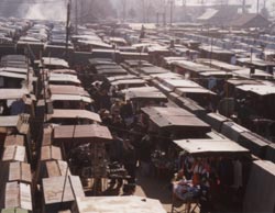 Proiectul de modernizare a Bazarului, “ciopârțit” de interesele comercianților