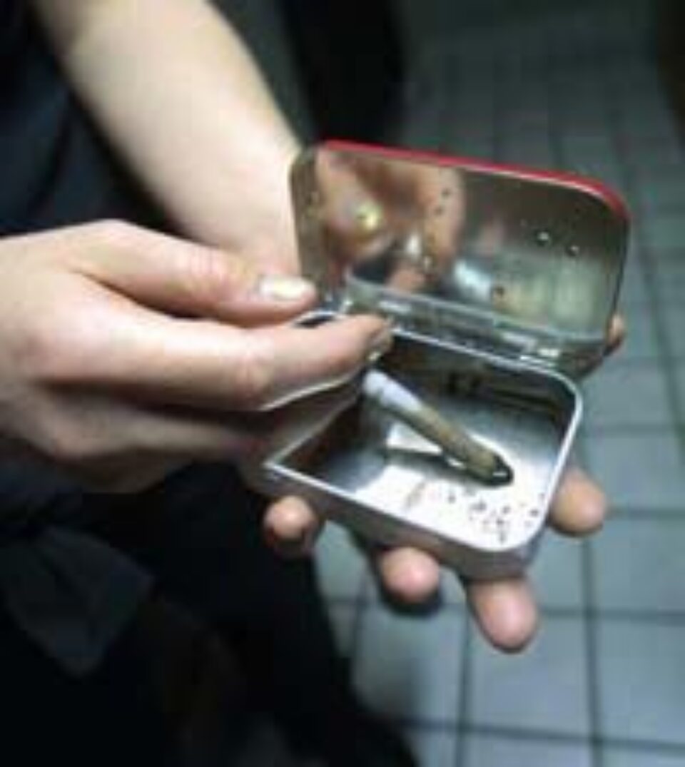 Consumatorii de droguri din județ, „la control”