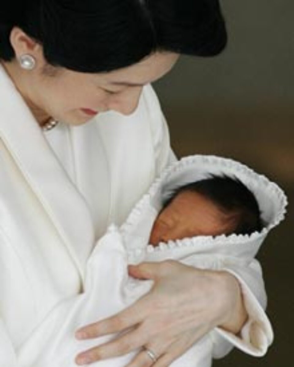 Prima ieșire în public a lui Hisahito, noul moștenitor al tronului Japoniei