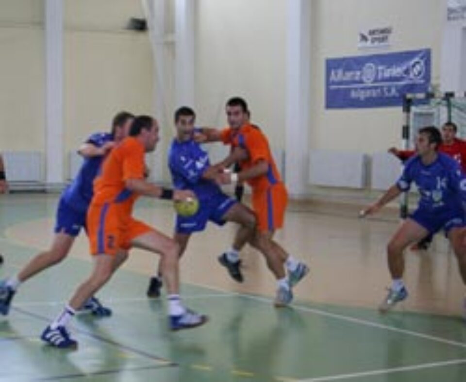 Prima victorie în fața propriilor suporteri