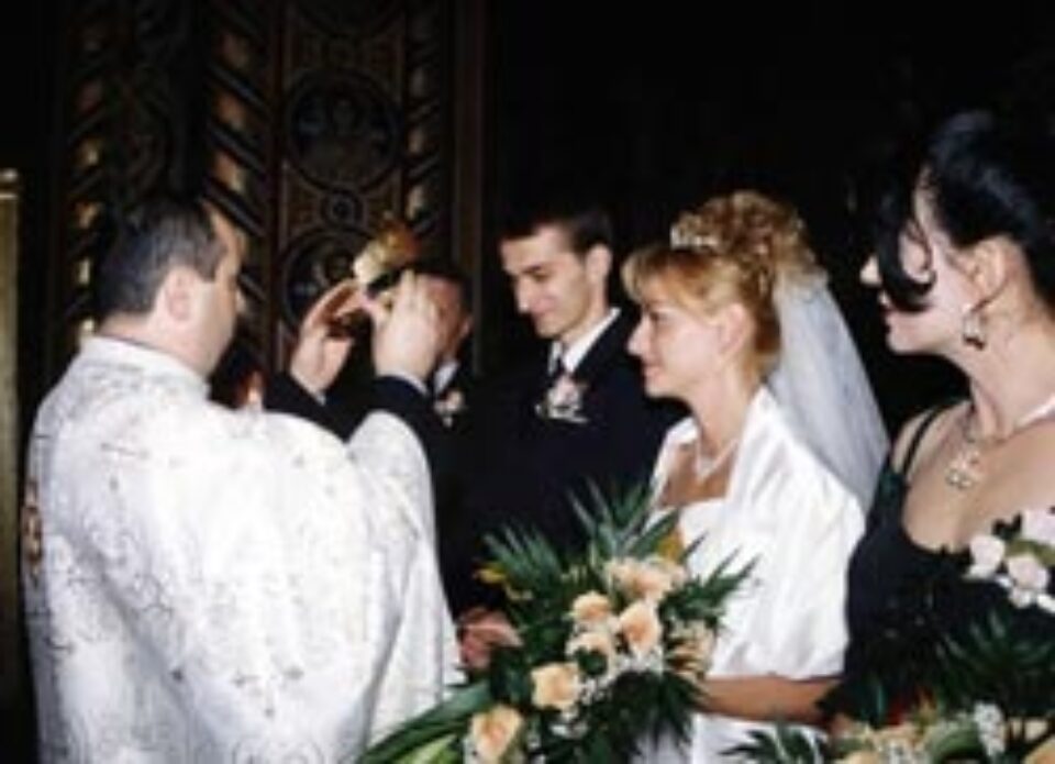 TÂLCUIREA SLUJBEI SFINTEI CUNUNII ( I )