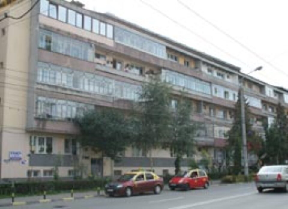 Clădirile din Suceava, departe de normele europene Clădirile din Suceava, departe de normele europene