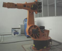 Robot industrial de peste 60.000 de euro la Universitatea Suceava