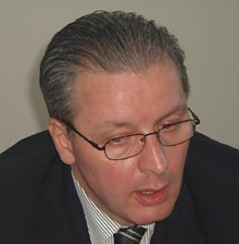 Uricec avertizează asupra consecințelor furtului indicatoarelor rutiere