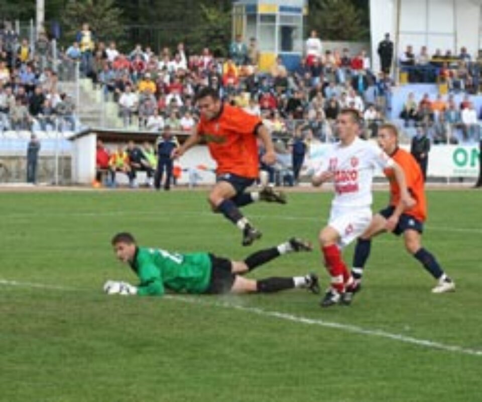 Umiliți pe propriul teren de eterna rivală, FC Botoșani