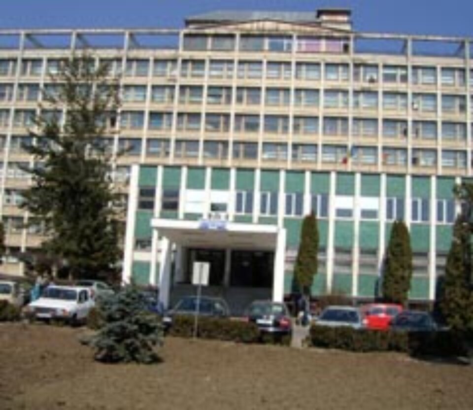 O echipă de la ASP, în control la Spitalul Județean