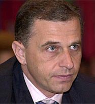 Geoană: Excluderea lui Stolojan, semnul descompunerii PNL