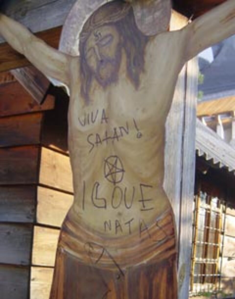 Acțiuni sataniste și anticreștine Acțiuni sataniste și anticreștine