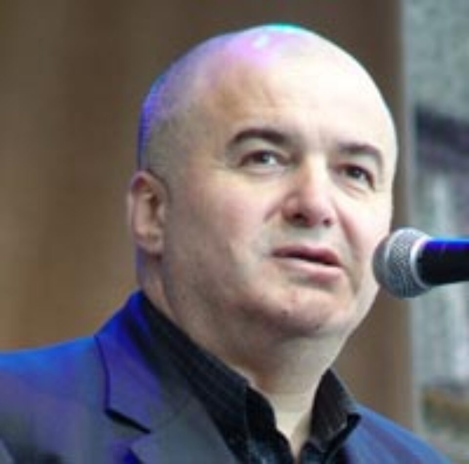 Florin Călinescu intră în afaceri cu vin