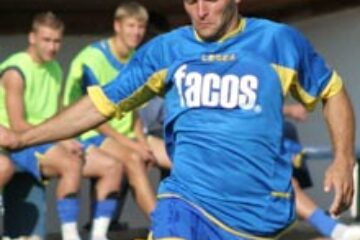 Sucevenii cad ca spicele