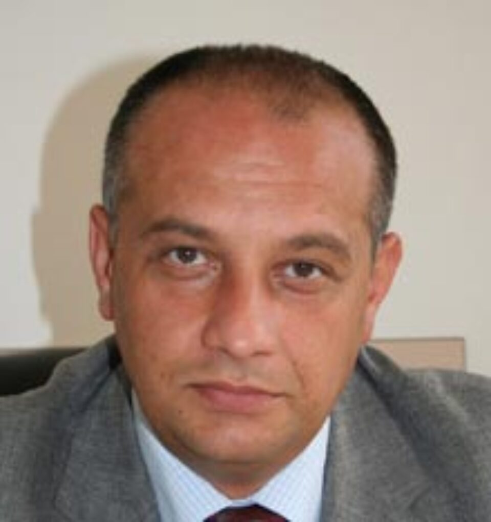 Subprefectul Alexandru Băişanu Subprefectul Alexandru Băişanu