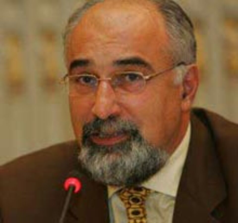 Vosganian, favorit pentru postul de comisar european Vosganian, favorit pentru postul de comisar european