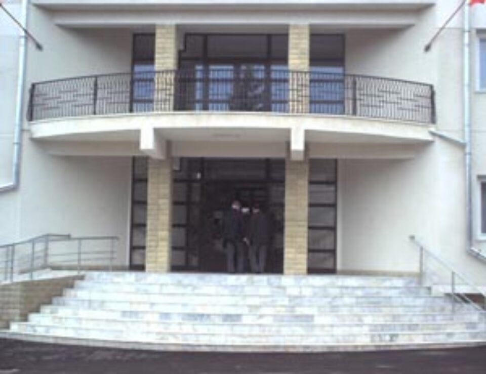 Poliția Fălticeni, acuzată de protejarea bandelor de infractori