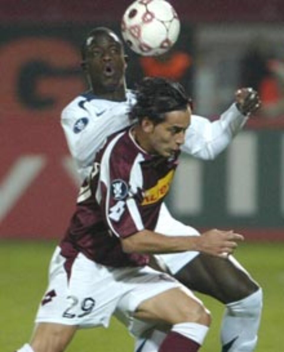 Doar egal în primul meci din grupe