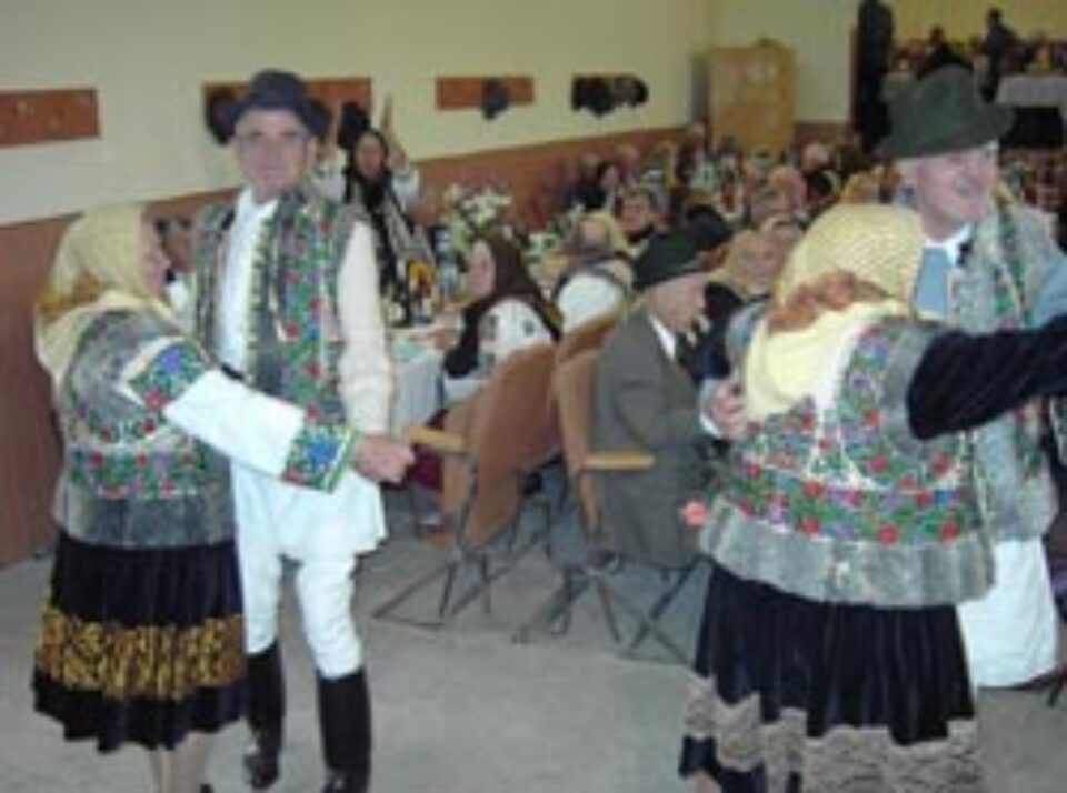 Naș de cununie la 129 de familii