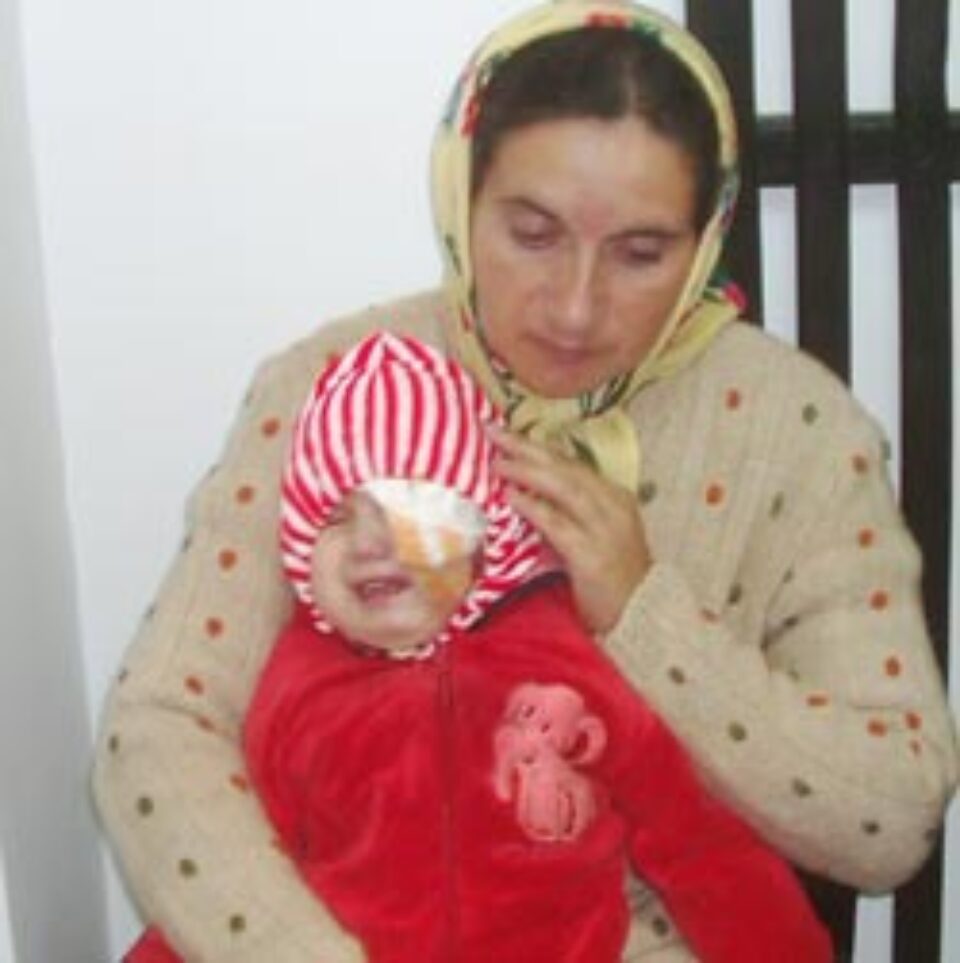 Adriana Solomon si mama ei Elena Adriana Solomon si mama ei Elena