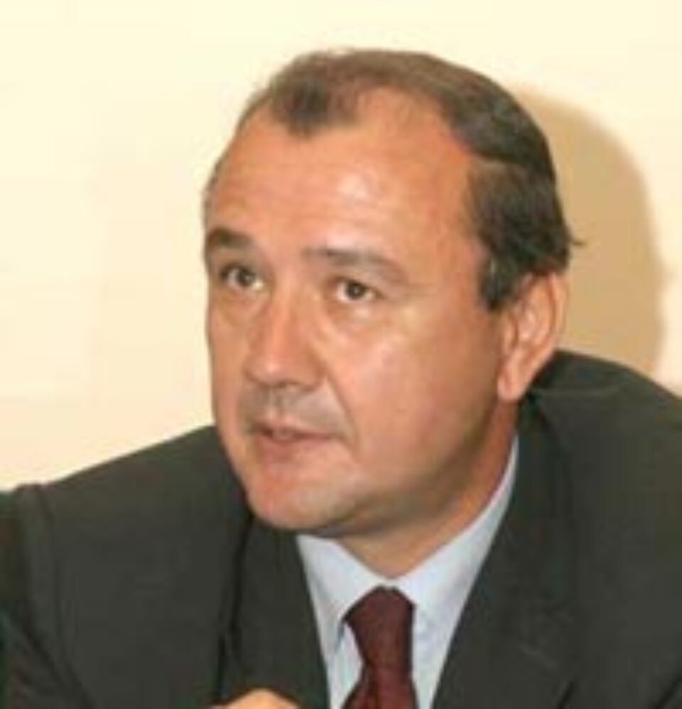 Fătuloiu: Polițiștii vor fi obligați să învețe să folosească internetul