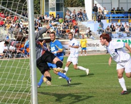 La meciul dintre Cetatea-FCM Bacău, Chivorchian a „văzut” în tribune 3.500 de oameni