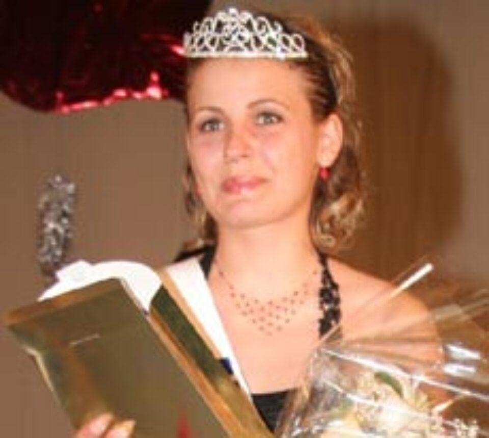 Miss Boboc 2006 a fost desemnată Denis Beleagă