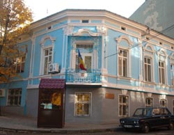 Primul Salon de toamnă al artiștilor plastici cernăuțeni și suceveni