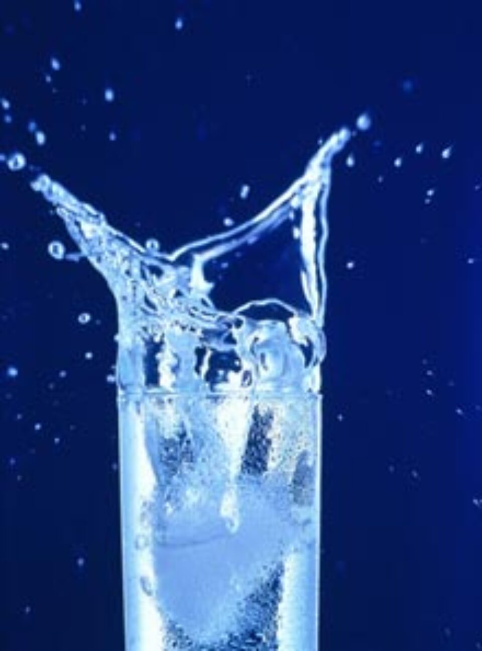 Hrănește-te și cu apă