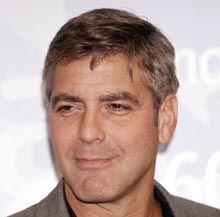 George Clooney - simbolul virilității George Clooney - simbolul virilității